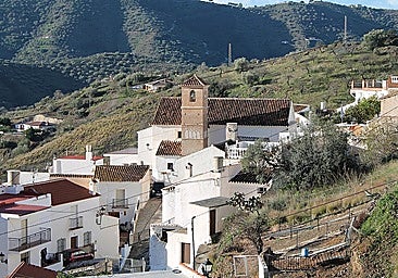 The minaret tower in the hamlet of Daimalos (Arenas)