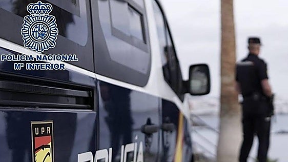 Two people arrested for the death of 82-year-old German after arranging to meet in Gran Canaria