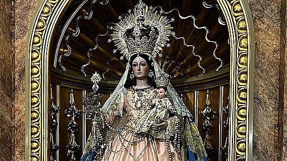 Malaga police investigate theft of jewels from parish church's religious image