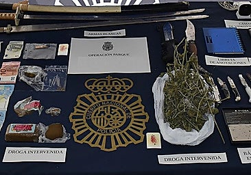 Ronda resident under arrest for dealing drugs at home and in park despite children's presence