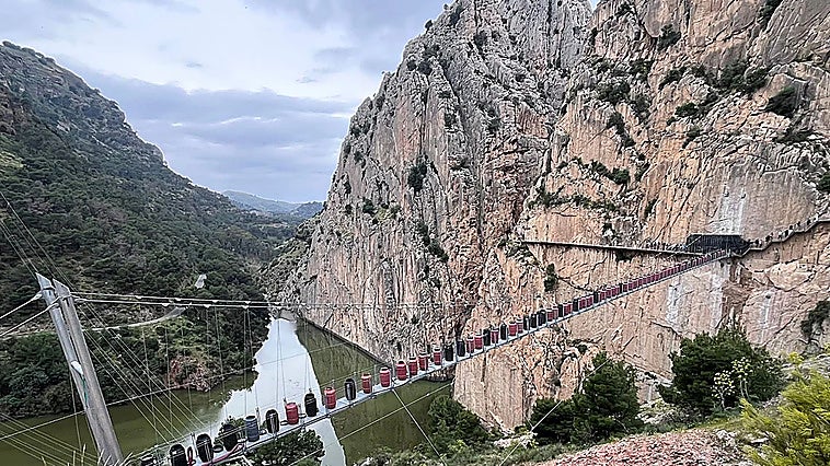Malaga tourism: this is how Caminito del Rey tests safety of its new suspension bridge