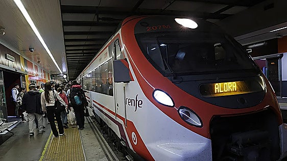 Malaga suspends C2 commuter rail service to Álora for two weeks from Friday