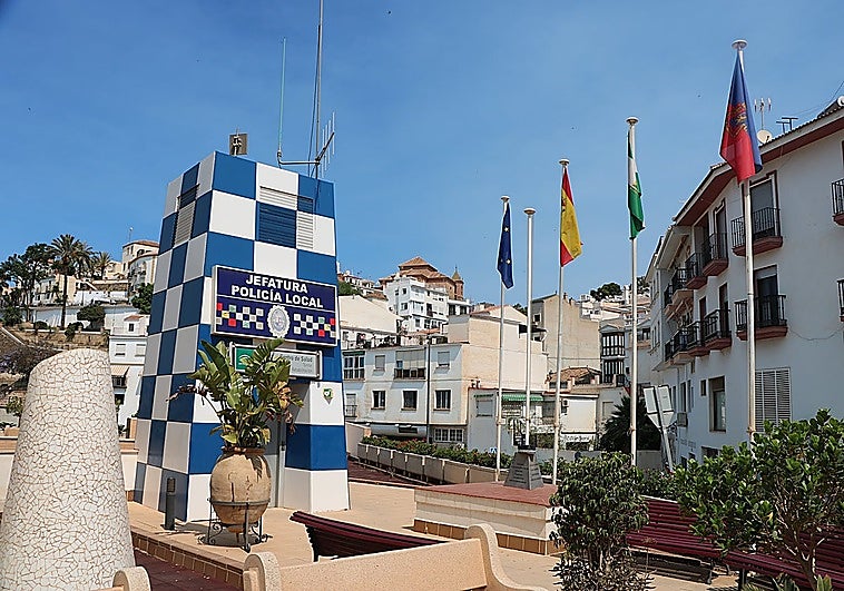Tension in Torrox after as man barricades himself in sister's house armed with knife