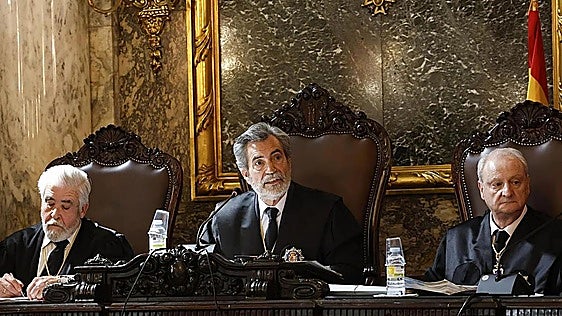 Spain government reports 550,000 migrant regularisation applications to Supreme Court