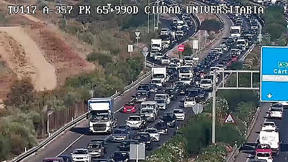 Malaga traffic: two road accidents disrupt rush-hour flows on A-357 and M-20 roads