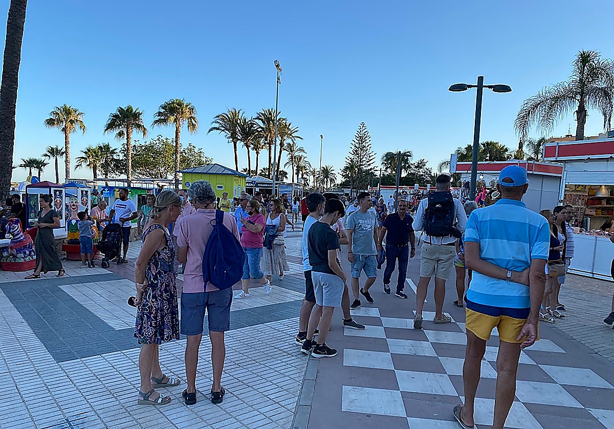 Vélez-Málaga extends closing time for terraces without awnings until 2am