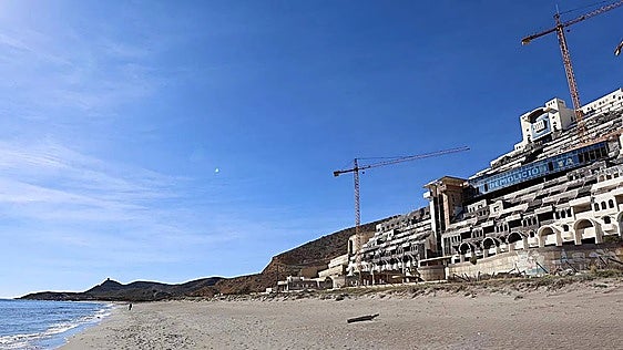 Almería’s El Algarrobico hotel licence overturned by Andalucía’s advisory council after 20-year deadlock
