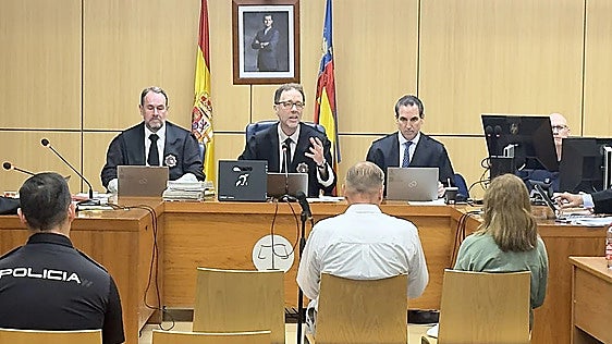 Valencia court tries Nazi paedophile for sexual assault on two underage boys