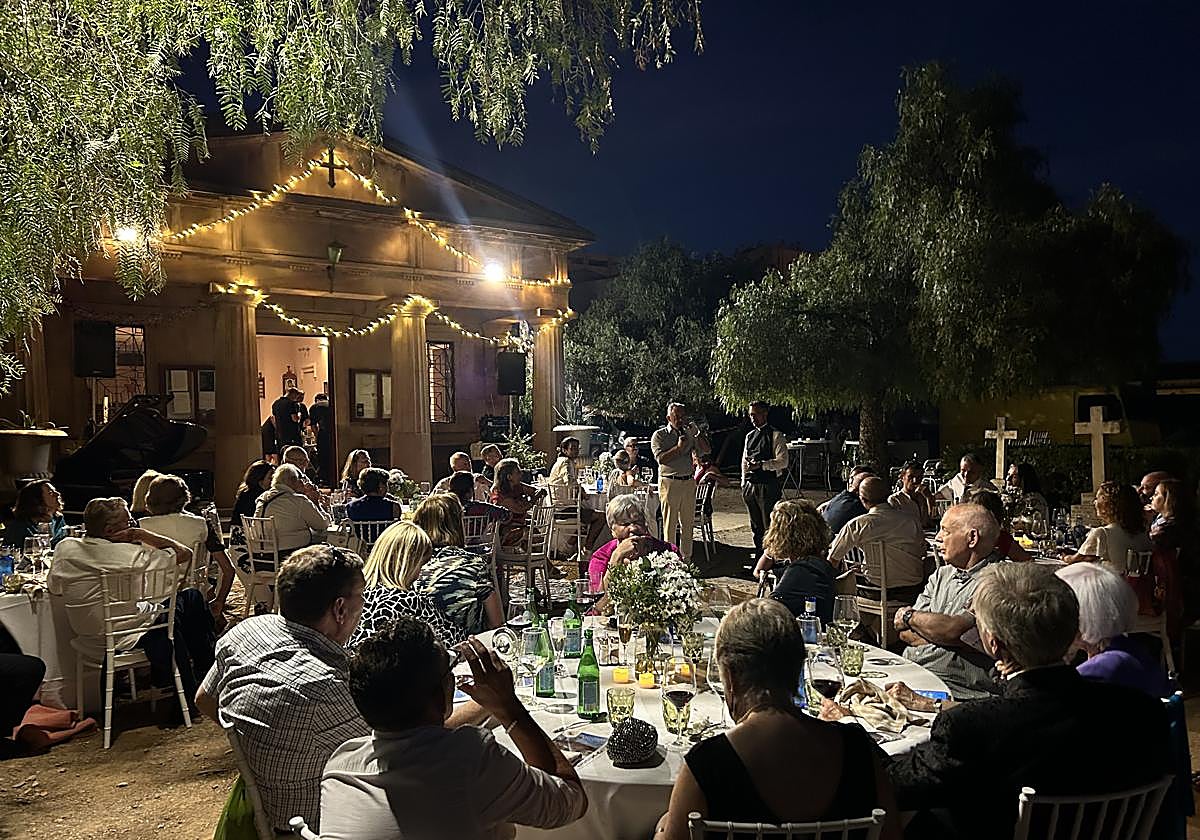 Malaga fundraiser held in English Cemetery gardens for St George’s Church restoration
