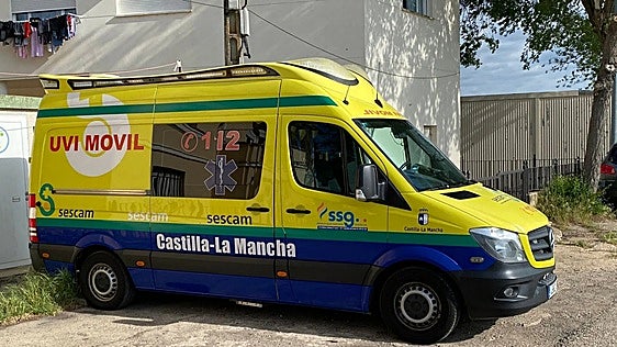 Spain 112: man dies after bar's metal shutter falls on his neck