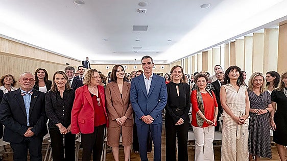 Spain boosts investment in research into women's health