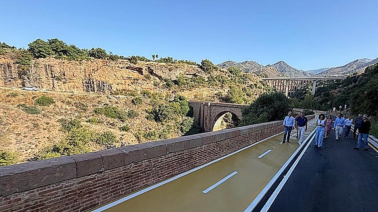Nerja to Maro cycle lane complete