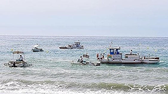 Ten cleaning boats to operate along Axarquía coastline this summer