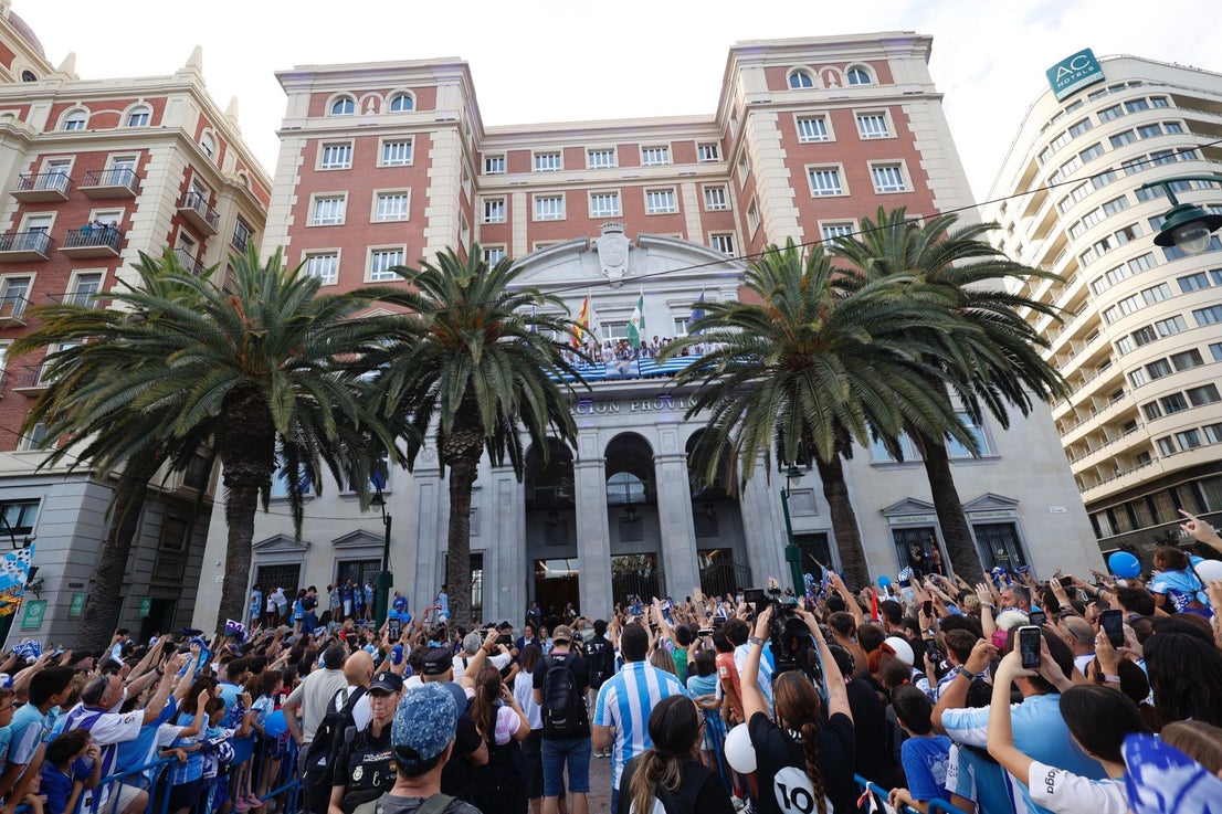 Malaga CF's promotion open-top tour - in pictures