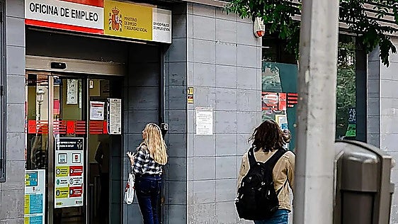 Jailed for fraudulently claiming unemployment benefits in Malaga with fake work contract
