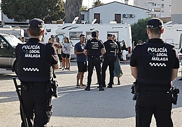 Malaga police notify Sacaba motorhome owners they are committing an offence by staying