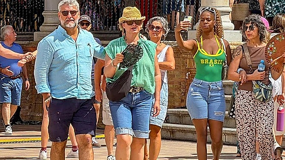 Malaga province warned about maximum temperatures of 39C this Tuesday