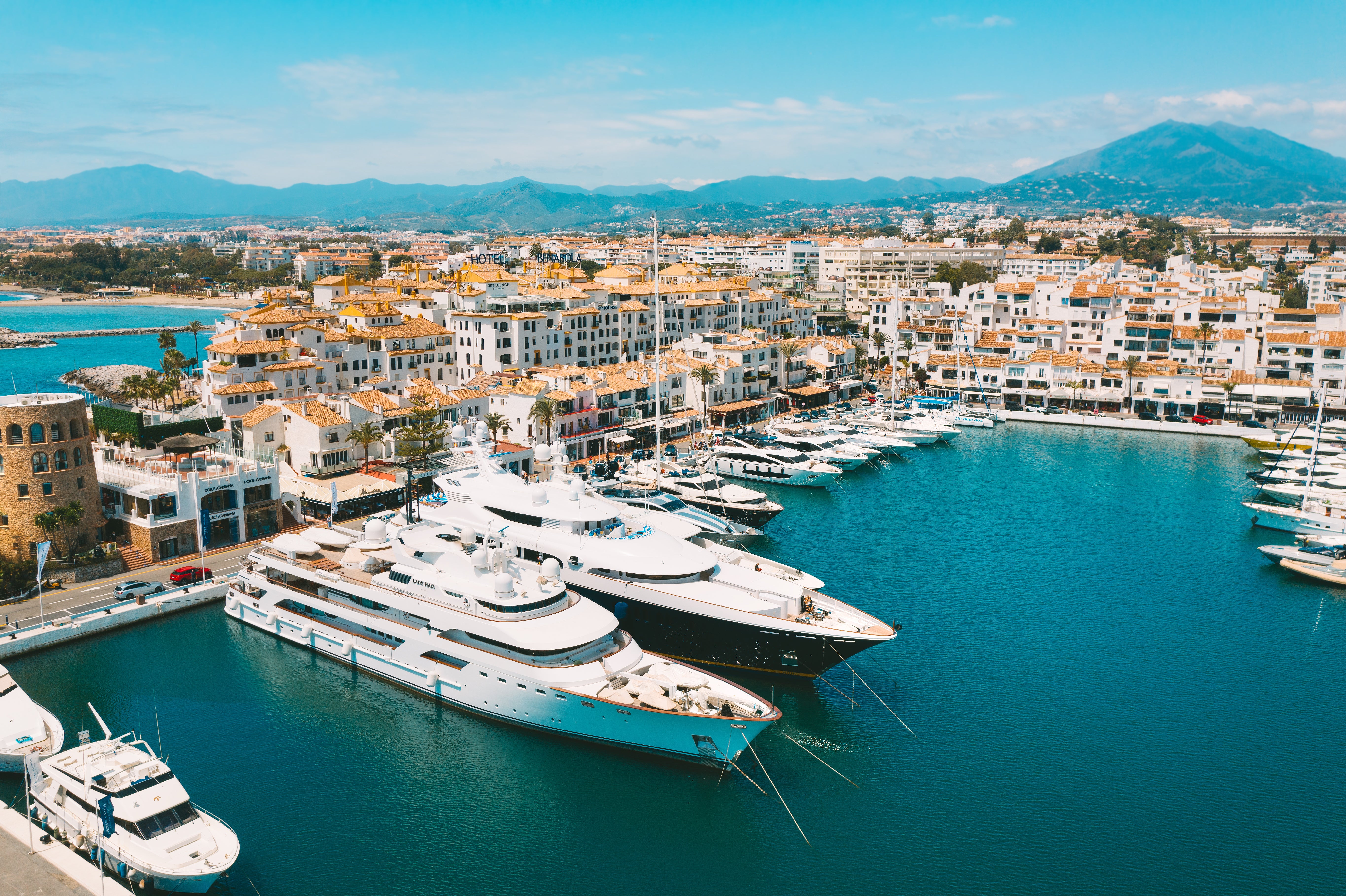 Puerto Banús marina.