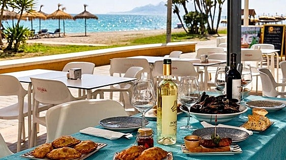 El Boliche: quality international cuisine in a relaxed beachfront setting