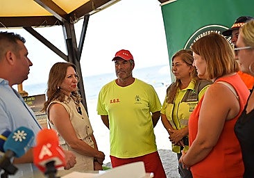 Delegate of the Andalusian regional government in Malaga Patricia Navarro during her Algarrobo visit.