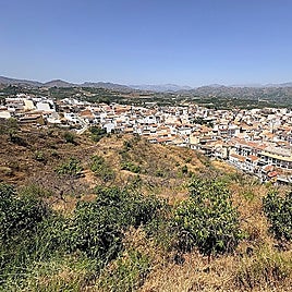 Panoramic view of Benamocarra.