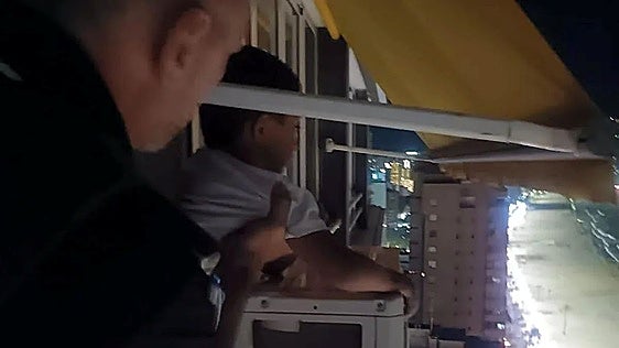 Father arrested in Benidorm after boy found alone on top of 21st-floor exterior air-conditioning unit