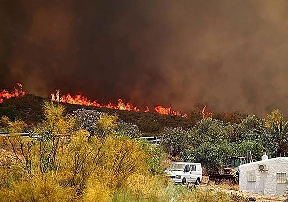 Los Gallardos wildfire death toll rises to 14 as injured woman dies in hospital