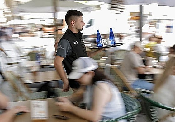 Colombians are leading the ‘boom’ in new foreign workers following regularisation