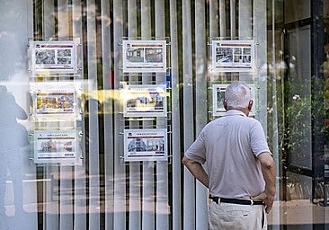 Spain sells fewer but more expensive and smaller flats