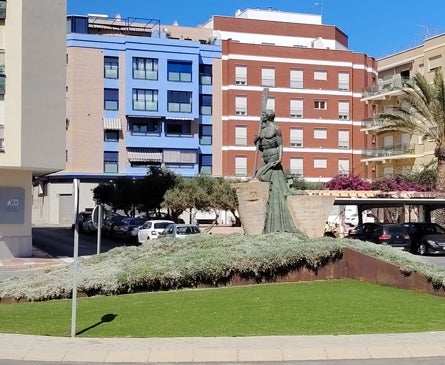 Imagen secundaria 1 - The centre of Adra.