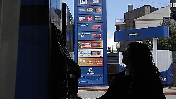 Spanish petrol stations call on the government to reinstate fuel price measures 'as an urgent matter'