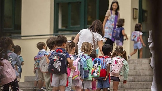 Going back to school is more expensive than ever this year in Spain