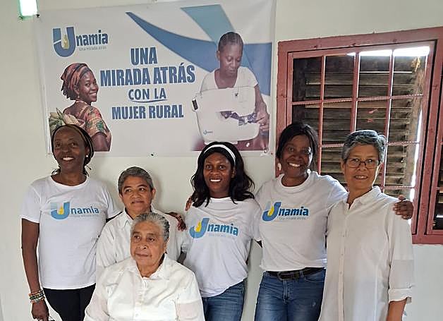 Another photo of Sol, on the left, with nuns and members of Unamia.