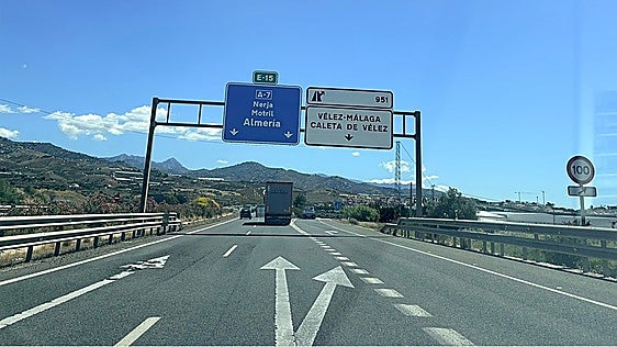 Caleta de Velez motorway junction upgrade on A-7 receives final government approval