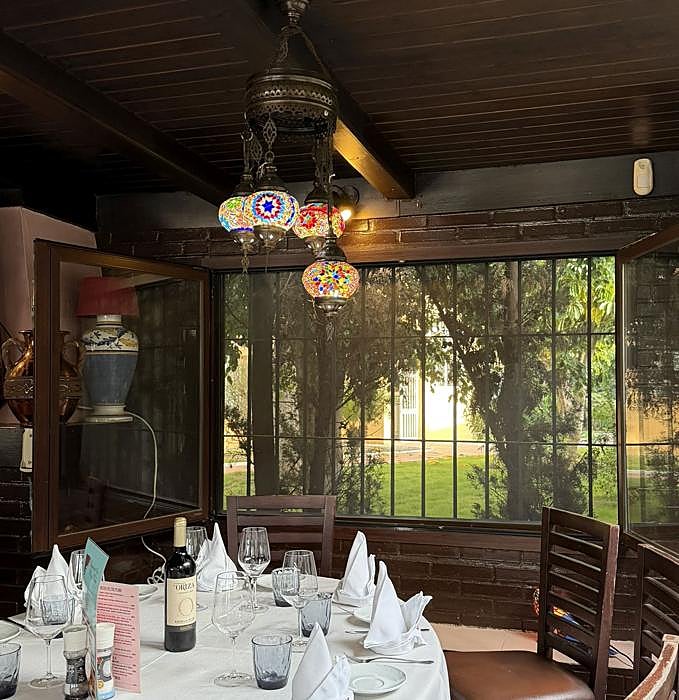 A sample of the décor.