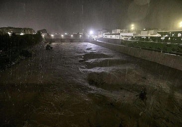 Two dead and thousands evacuated as Dana Adam dumps 600 litres of rain on Valencia and Alicante