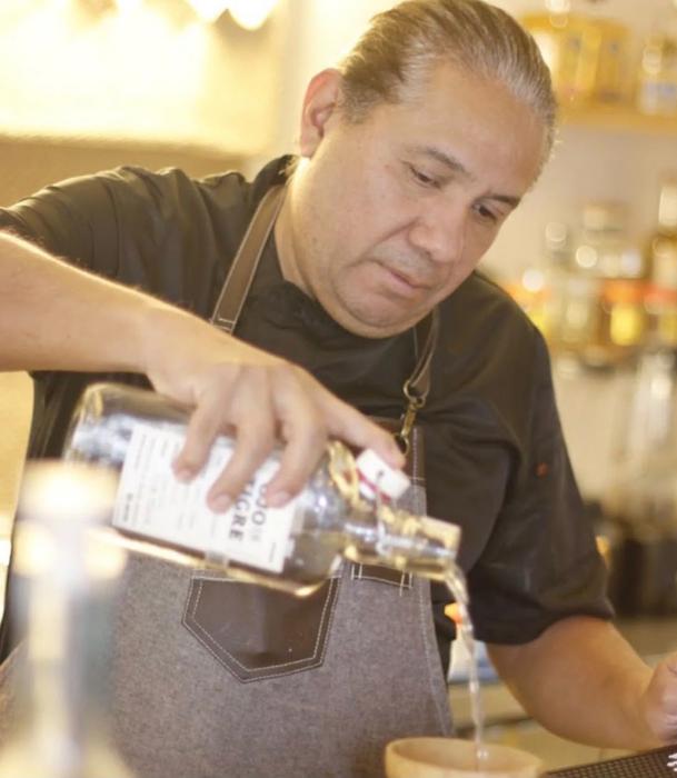 Alberto Mantilla, chef and owner of El Molcajete.