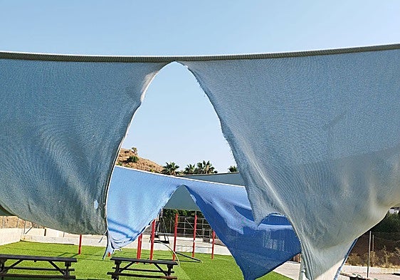 Malaga province town hall reports damage to a picnic area and unauthorised access to the municipal swimming pool