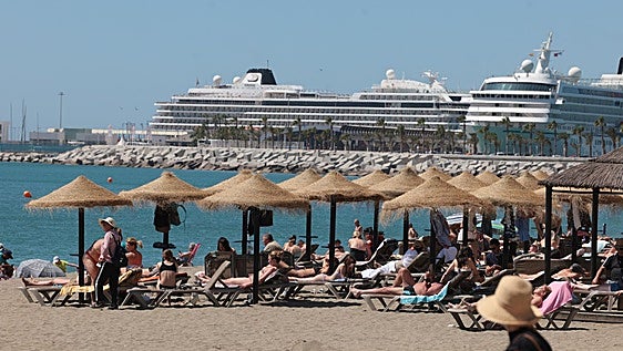 Malaga Port welcomes nine cruise ships during the August fair