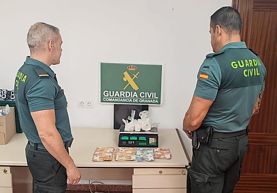 Two arrested in Almuñécar on suspicion of drug trafficking