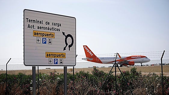 Emergency landing at Malaga Airport due to smoke in plane cabin