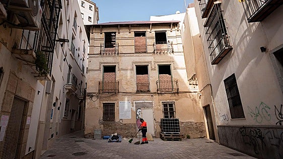 New Malaga hostel to overlook the Cathedral from within protected building