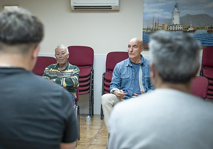 Group therapy session held at the Amalajer headquarters.