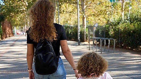 Canadian mother's Benalmádena squatter nightmare leaves three-year-old daughter unable to start school