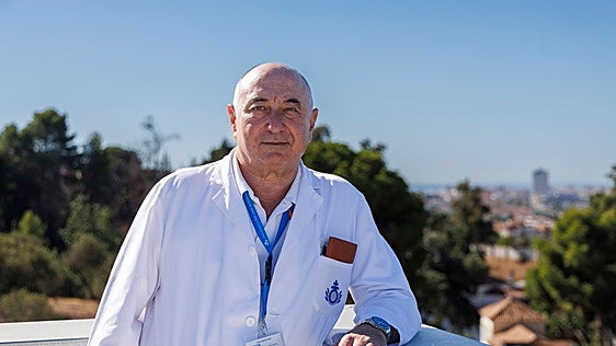Andalusian geriatricians warn that loneliness in older people is a cardiovascular risk factor like smoking