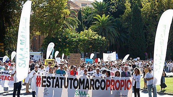 Malaga doctors suspend indefinite strike action until after Spain's general election