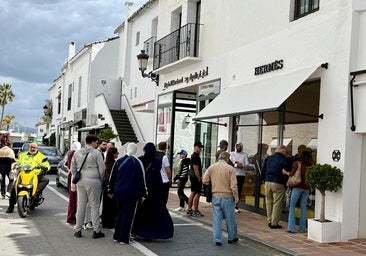 Marbella's luxury shops on high alert over calls for violent raids on Halloween