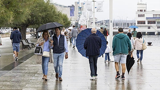 Spain expects widespread temperature drop and storms due to Atlantic cold air mass
