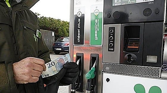 Spain launches new fuel price cuts on Tuesday