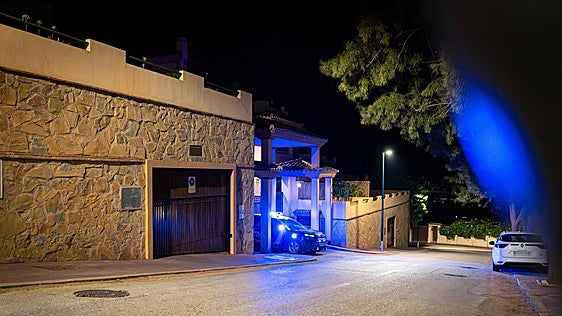 Malaga resident takes his own life at home after attempting to strangle his wife
